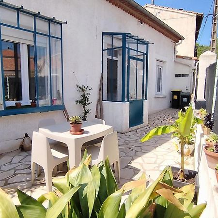 Villa Charmante Maison T2 De Plein Pied Avec Exterieur Calme Aux Arenes à Béziers Extérieur photo