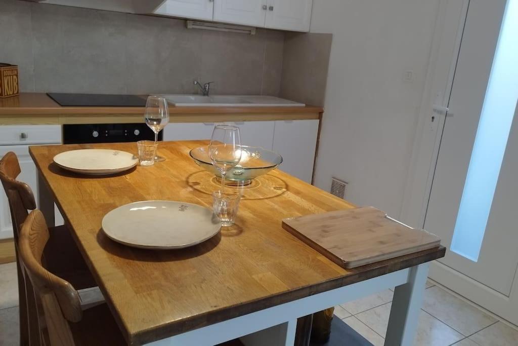 Villa Charmante Maison T2 De Plein Pied Avec Exterieur Calme Aux Arenes à Béziers Extérieur photo