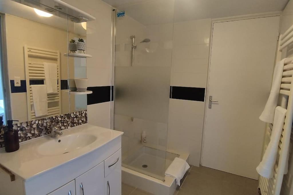 Villa Charmante Maison T2 De Plein Pied Avec Exterieur Calme Aux Arenes à Béziers Extérieur photo
